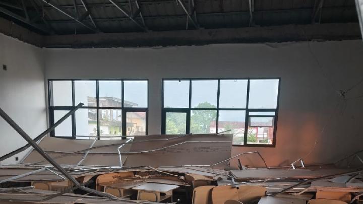 ngentot anyar pentil Beliung Terjang SMK di Bandung, 6 Siswa Terluka