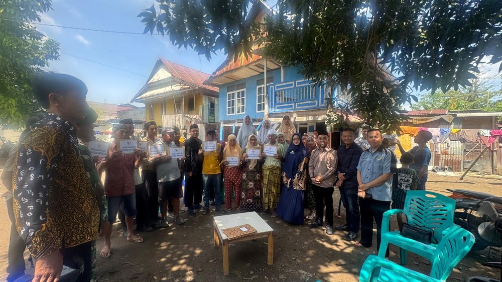 ngentot mutakhir Gubernur Sulsel Salurkan Donasi sebar 9 Griya Korban hembusan pentil Beliung di Takalar