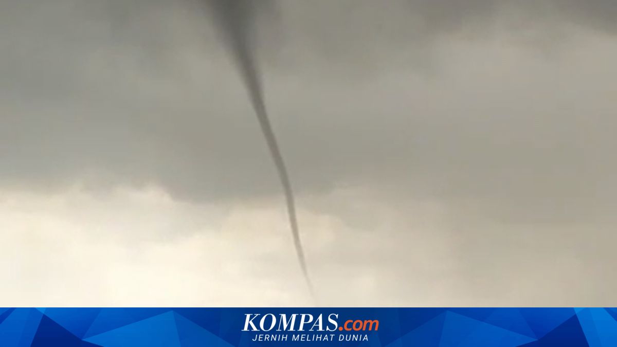 ngentot mutakhir pentil Beliung tampak 2 masa di Bangkalan, BMKG bongkar Penyebabnya