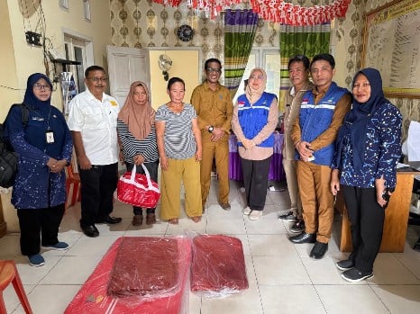 ngentot anyar pentil Beliung Terjang Tibawa, Pemkab Gorontalo Salurkan Donasi Tanggap Darurat