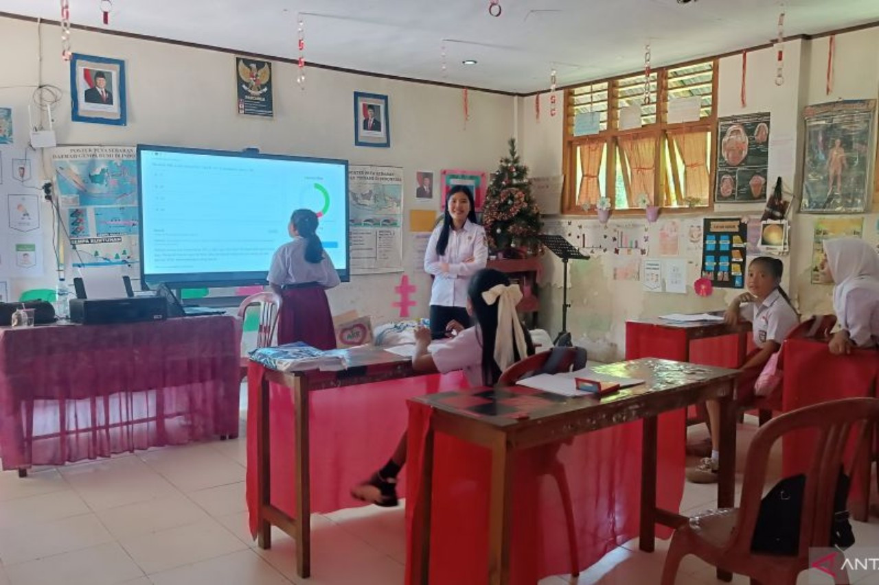 ngentot mutakhir Seusai Dihantam pentil Beliung, SDN Sinuian Direvitalisasi, Kemendikdasmen Kucurkan Rp 2 M extra