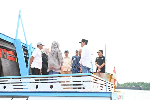 ngentot mutakhir Gubernur Kalteng Agustiar Sabran Tinjau Infrastruktur Pelabuhan Tanjung pentil