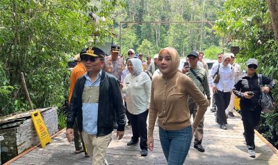 ngentot mutakhir Setda Prov Kalteng – Gubernur Kalteng Tinjau Kawasan Wisata Tanjung pentil