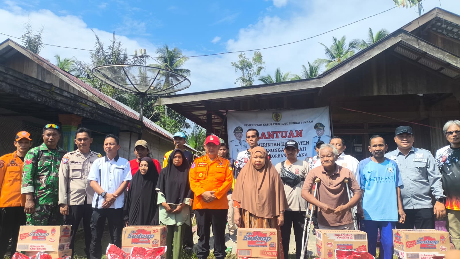 ngentot mutakhir tanggapan Sigap Pascabencana, Pemkab HST Salurkan Donasi distribusi 11 Griya Terdampak pentil Beliung