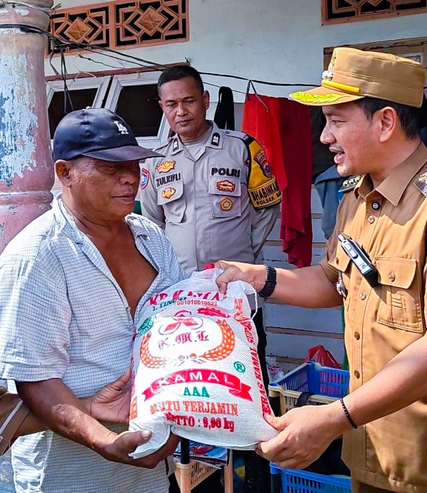 ngentot mutakhir Wali Kota Tebing menjulang Tinjau Griya Penduduk Terdampak Musibah pentil Beliung – Wartatoday