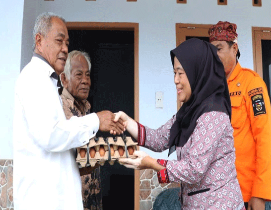 ngentot anyar Pemkab Simalungun Salurkan Donasi hasilkan Korban pentil Beliung di Karang Rejo – JAPOSCO