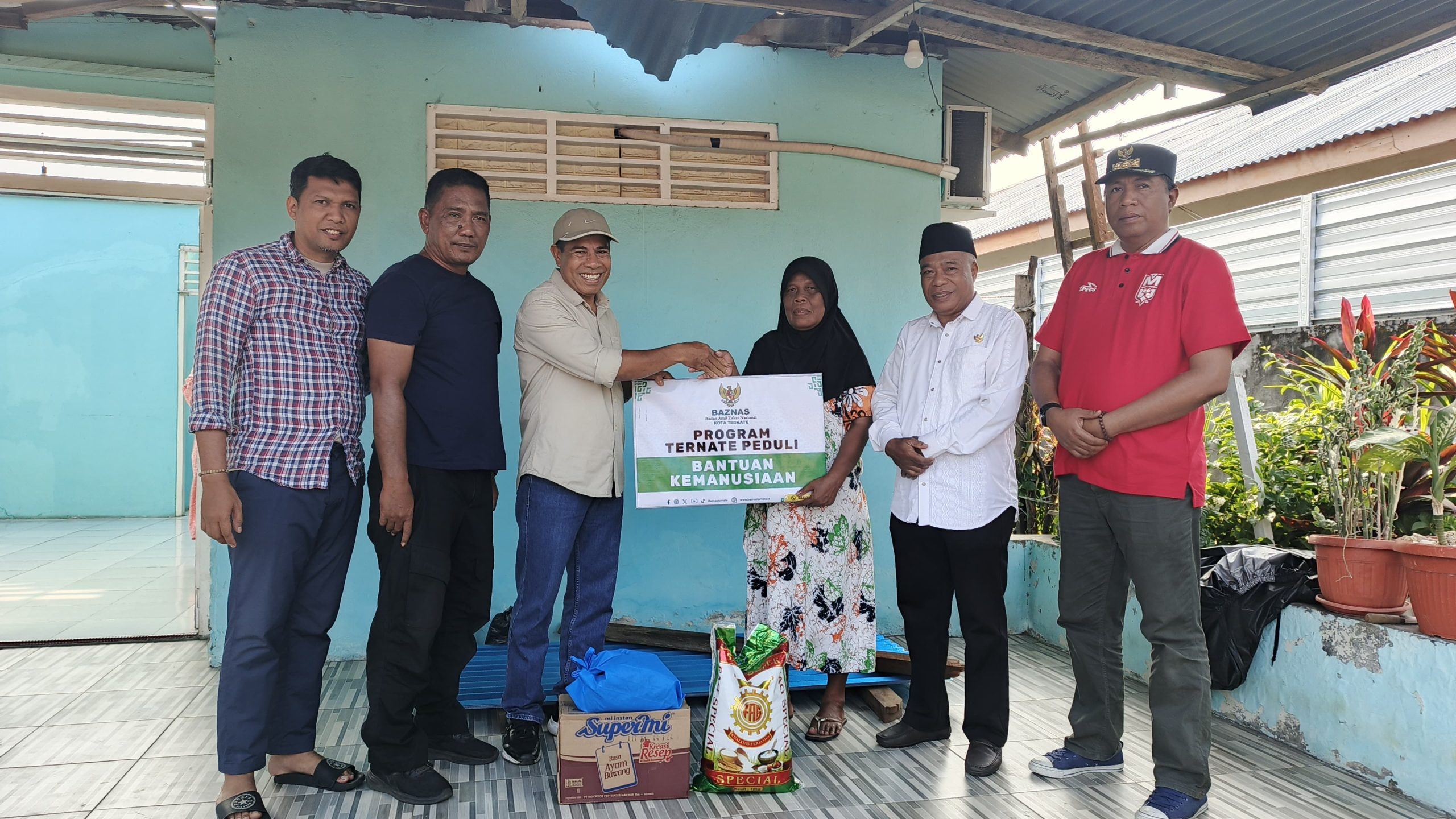ngentot mutakhir Asbes Griya Rusak Diterjang pentil Beliung, Baznas Salurkan Donasi