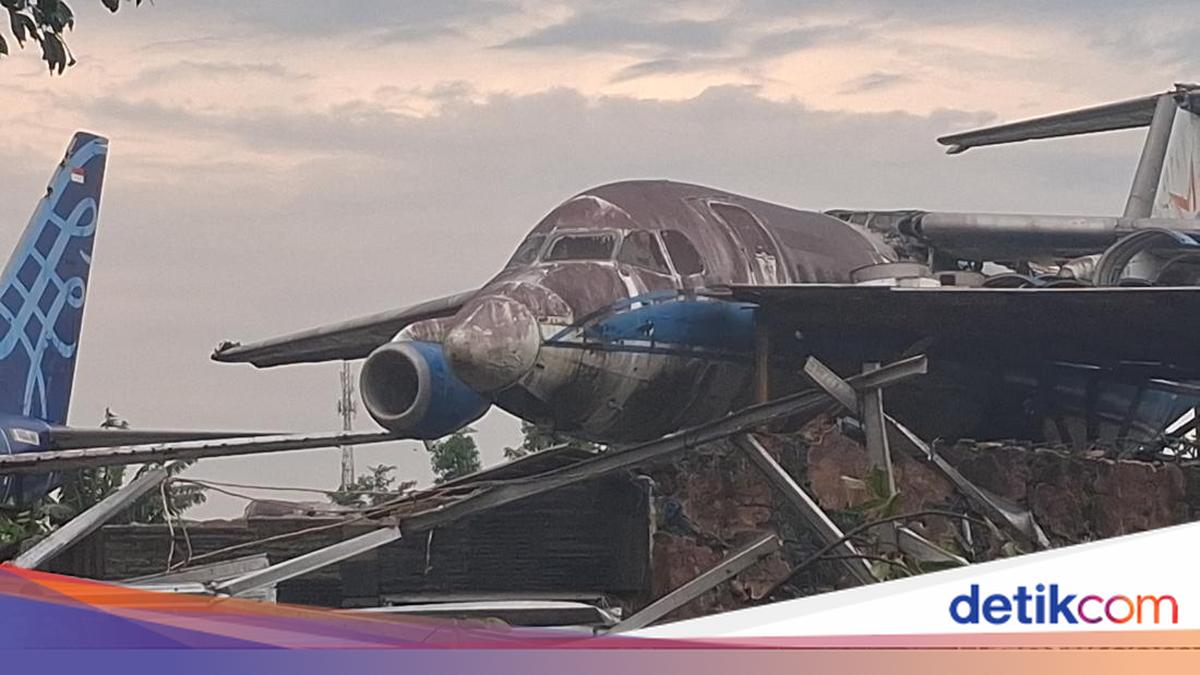 ngentot mutakhir Horor pentil Beliung Tiba Bikin Bangkai Pesawat Timpa Griya di Bogor