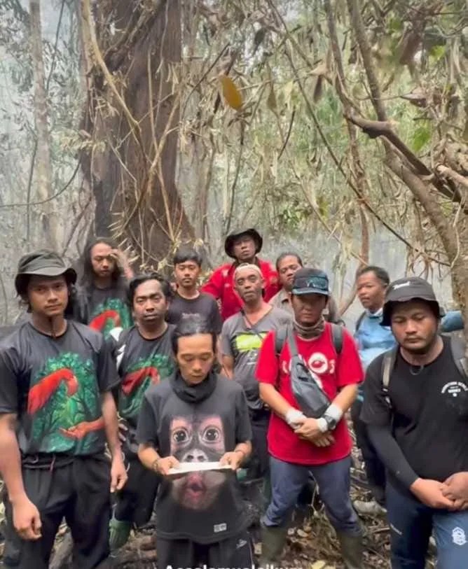 ngentot anyar Viral! Relawan di Tanjung pentil Tarik Diri , Desak rezim Kerahkan Water Bombing
